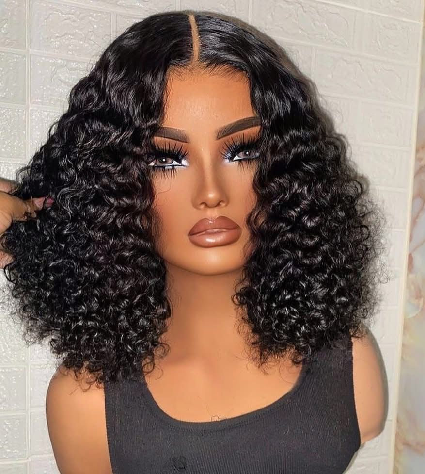 DANOUNOU Bob Wigs Deep Wave Curly 13*6 Lace Transparent 250% Density/ 100% Human Hair